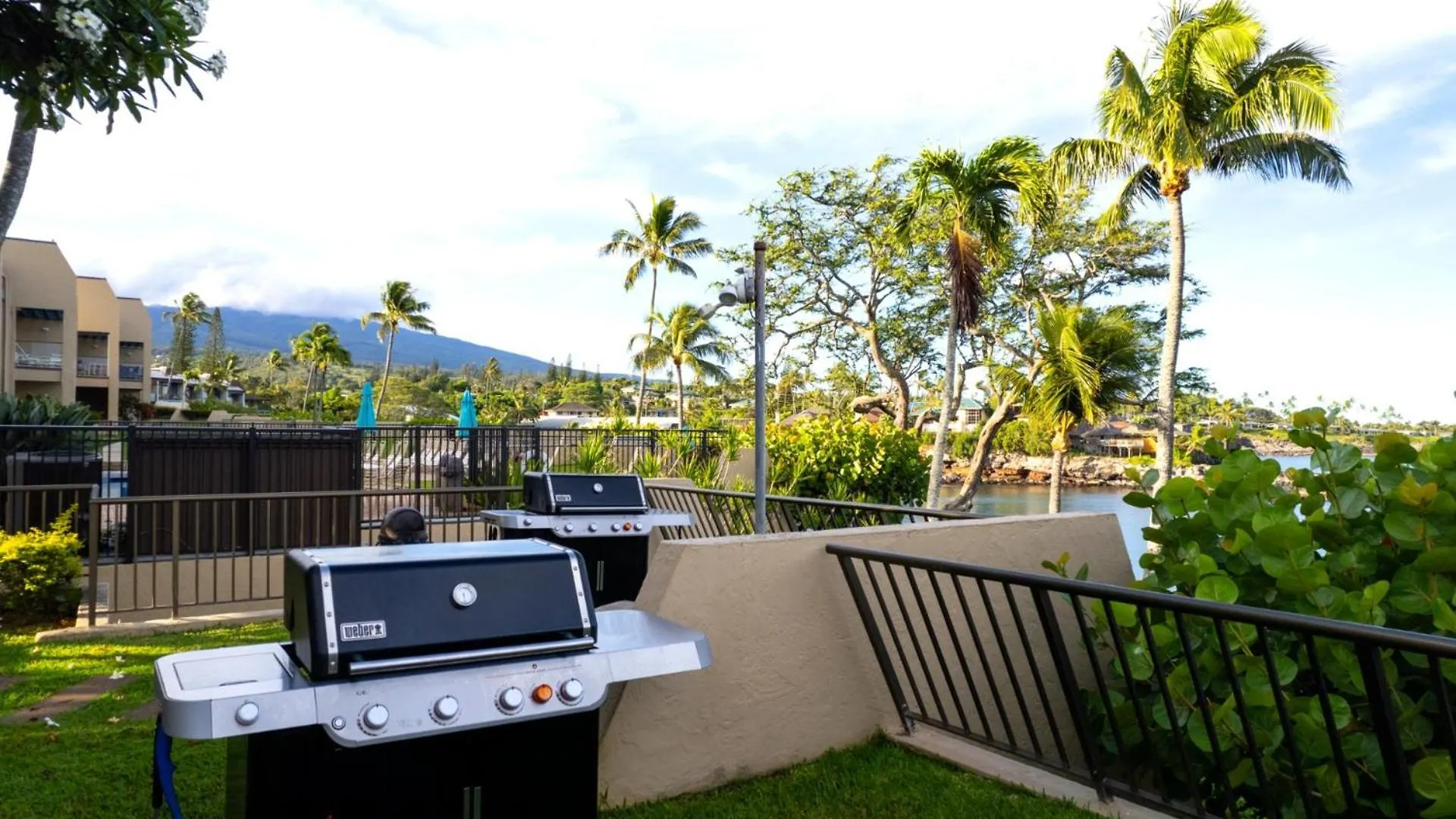 New Kbm Resorts Free Car Napili Point Oceanfront 1-Bedroom Condo With Luxury Amenities Nap-B13 0*, Napili-Honokowai
