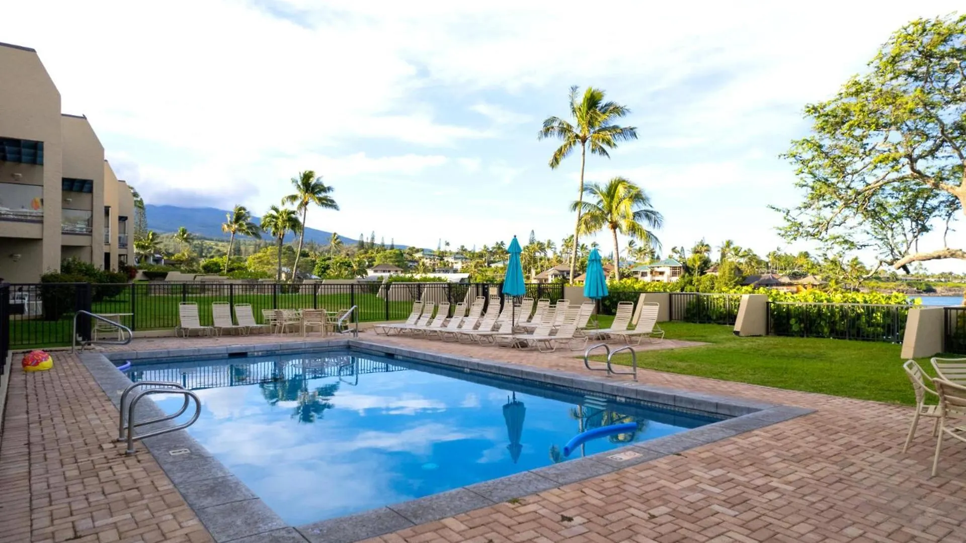 Apartment New Kbm Resorts Free Car Napili Point Oceanfront 1-Bedroom Condo With Luxury Amenities Nap-B13 United States